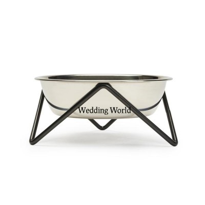 Metal dog bowl with stand